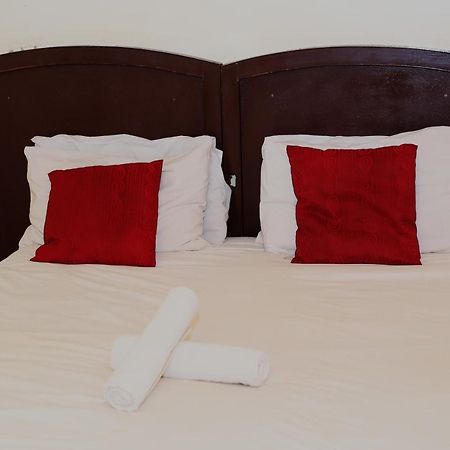 Mawuya Lodge Victoria Falls Eksteriør bilde