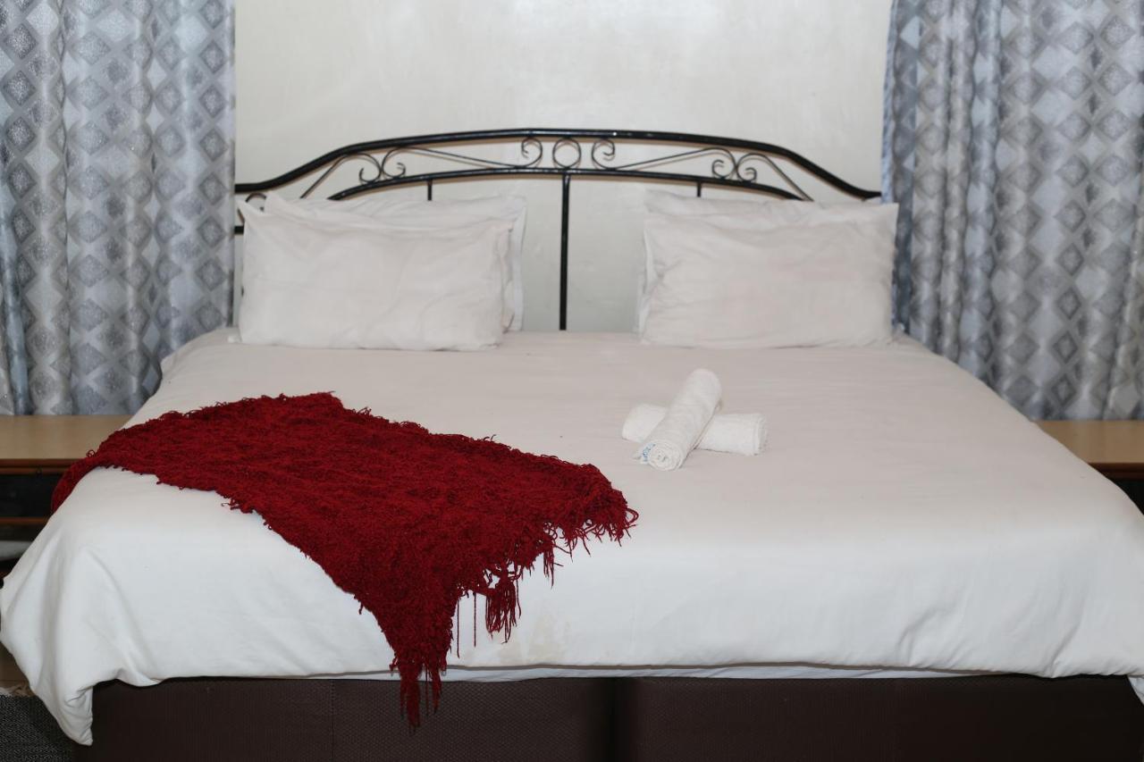 Mawuya Lodge Victoria Falls Eksteriør bilde